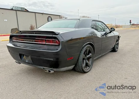 2013 Dodge Challenger R z USA, uszkodzony, nr VIN 2C3CDYBT2DH682053